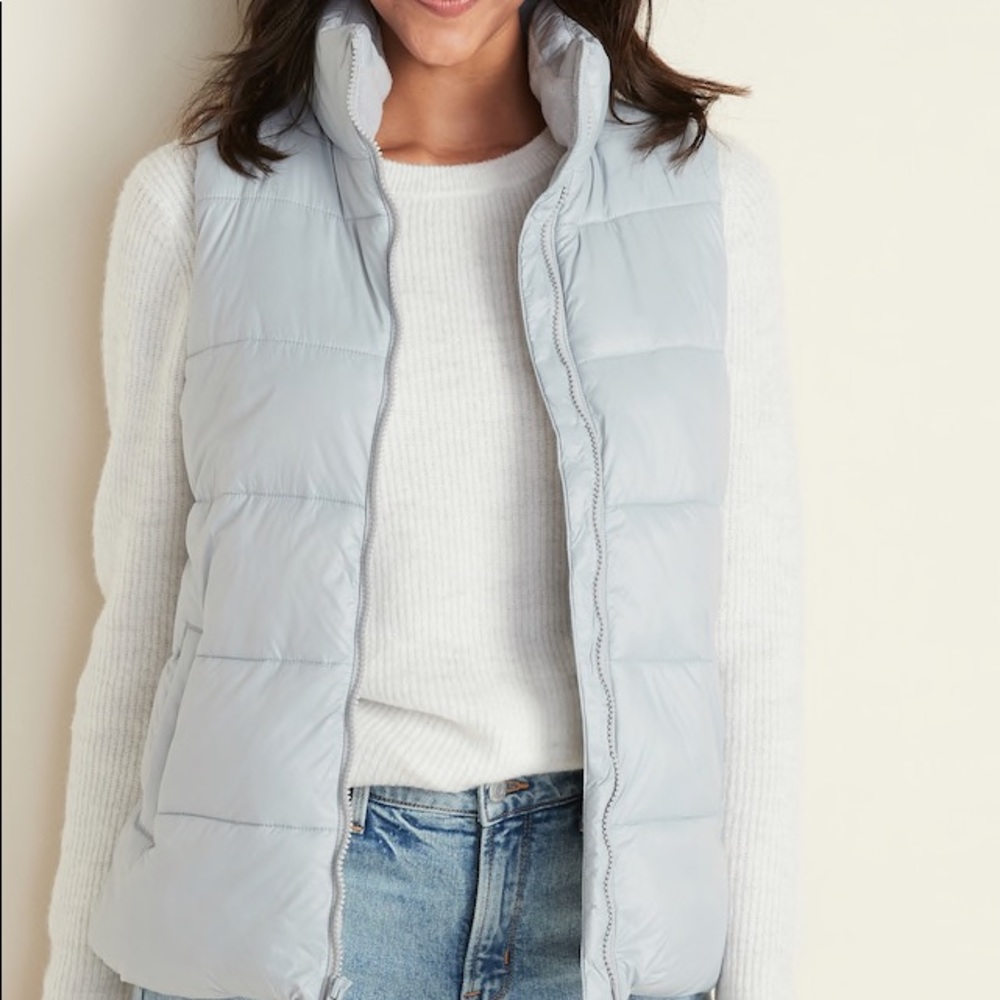 Cute Grey Puffer Vest NWT
